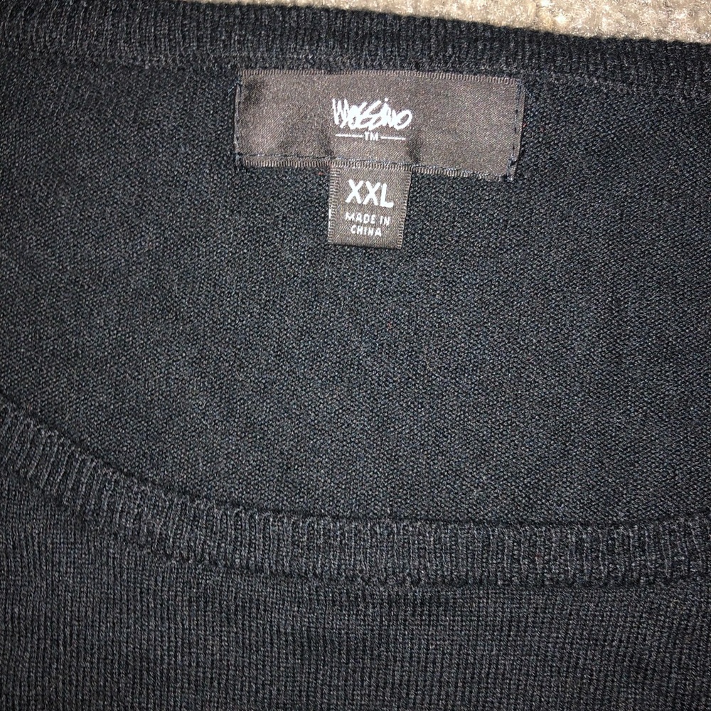 Sweater - Picture 2 of 2